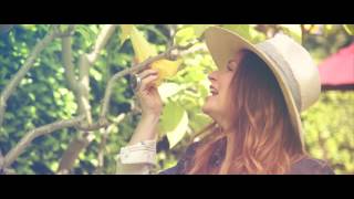 Judith Owen - In the Summertime (Official Video) chords