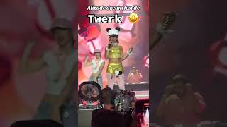 Alizade Konserde Twerk I Resimi