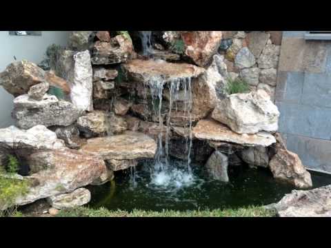 Video: Grotto es Grutas en la naturaleza y en el interior