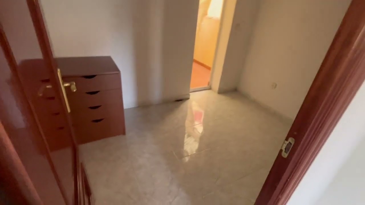 Calle Ezequiel Solana 56