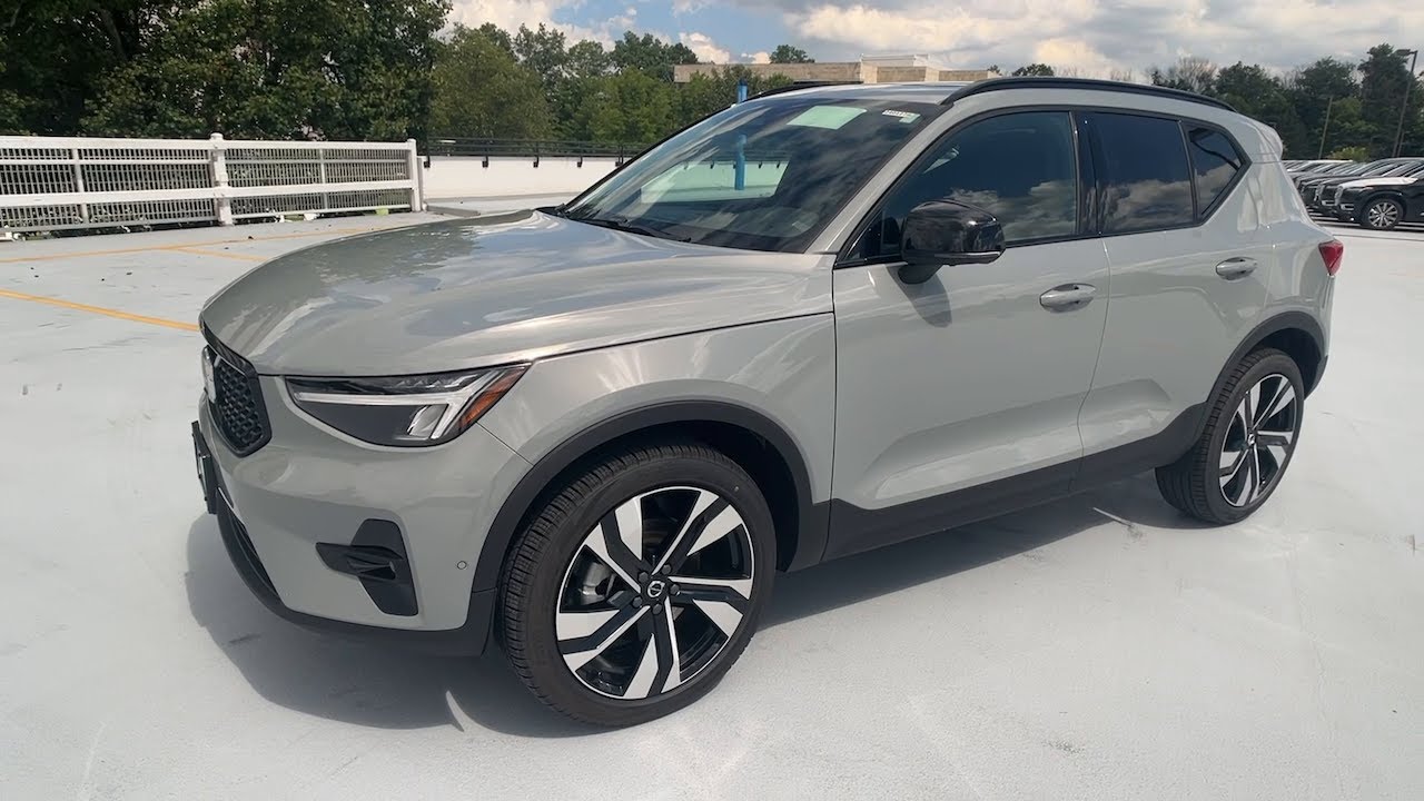2024 Volvo XC40 Summit, Westfield, Union, Newark, Scotch Plains, NJ