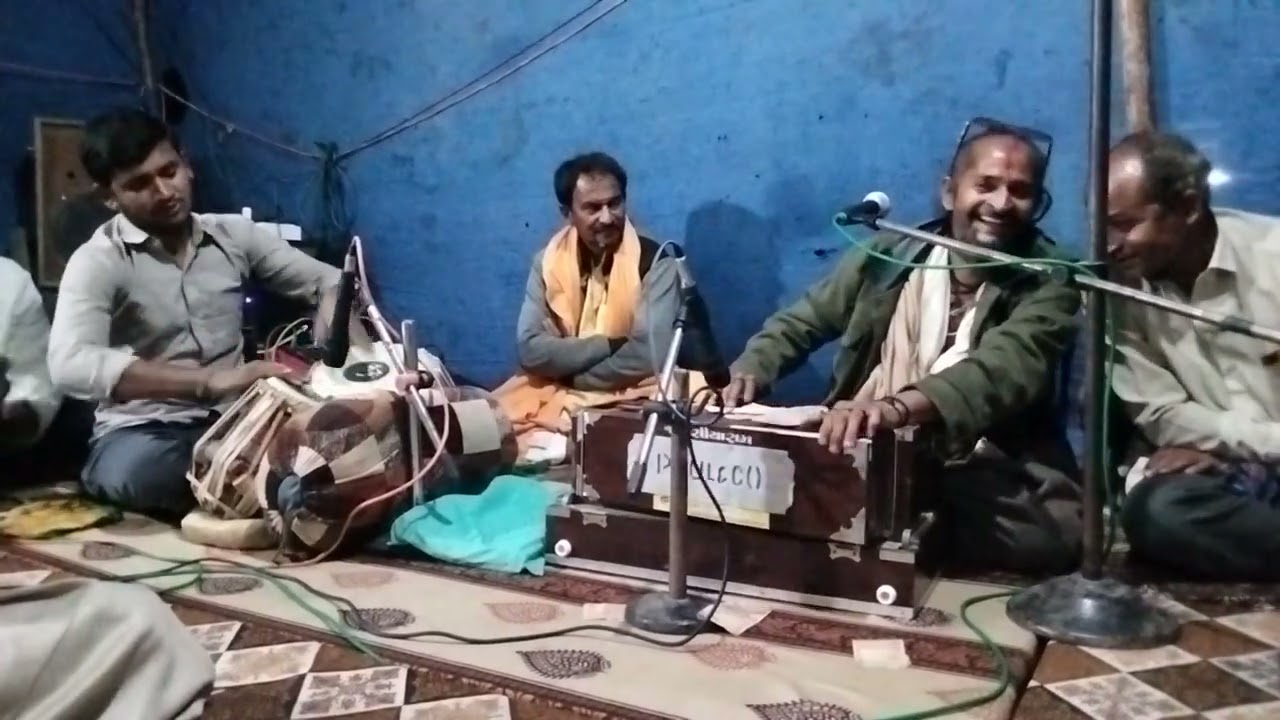 પ્રીતમવર ની ચૂંદડી રે || દાસી ને તેડી જાજો || સીતારામ બાપુ