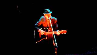 Suzanne live by Leonard Cohen at Radio City Music Hall