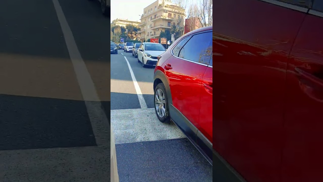 Macchina taxi navetta Roma talenti fino a stadio della Farnesina Roma ponte Milvio che vuoto riprese