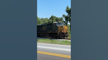 Amazing Csx #csx #csxtransportation #railroadlife #railway #railfan #heavyequipment #train  #viral