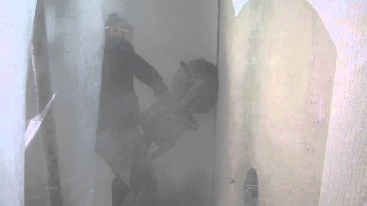 Резка проема бензорезом с алмазным диском - YouTube