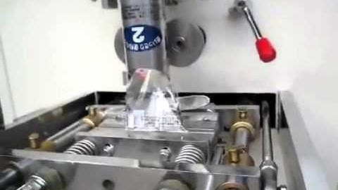 Auto Back Sealed Popcorn VFFS Machine Intermittent Motion Vertical Pouch Packing Machine with Bucket