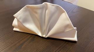 Dobra De Guardanapo - Leque Napkin Folding - Standing Fan