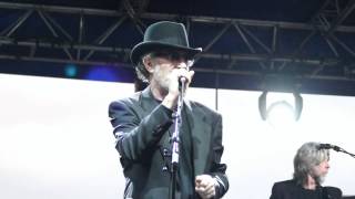 Miniatura de vídeo de "Francesco De Gregori - Buonanotte fiorellino (Capannori, 1° Maggio 2013)"
