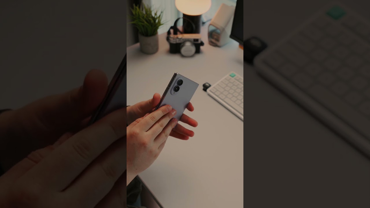 Z Fold8 unboxing... it's INSANE