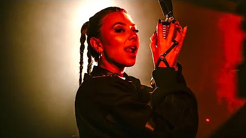 SHARI - Adamas (Official Video)
