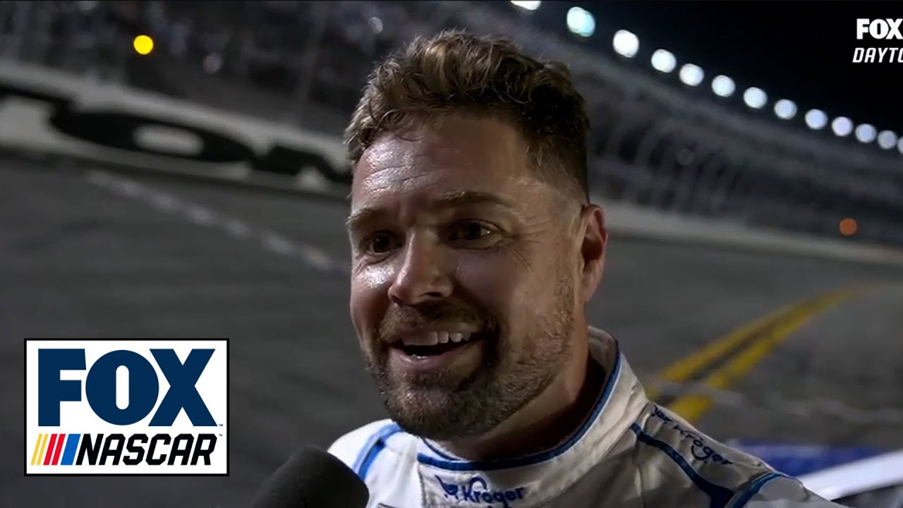 Ricky Stenhouse Jr. hangs on to win longest Daytona 500