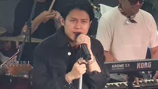 RONY PARULIAN BUTUH WAKTU Live Mitsubishi Anjungan Sarinah 18-7-2025