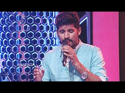 Vijay Yesudas Singing Anthiveyil Ponnuthirum eden swapnavumayi 