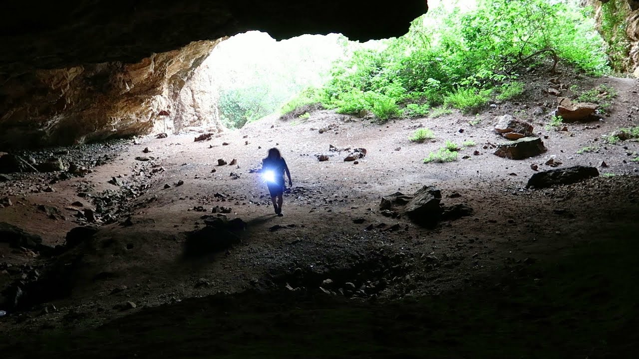 IL SEGRETO DELLA GROTTA E LA PICCOLA CASCATA - LA CASCATA E LA GROTTA DI SAN NICOLA