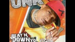 Video voorbeeld van "DJ UNk-Beat'n down yo block"