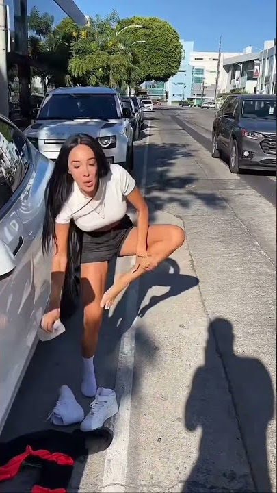 “How fast can you take off your shoes..!? “