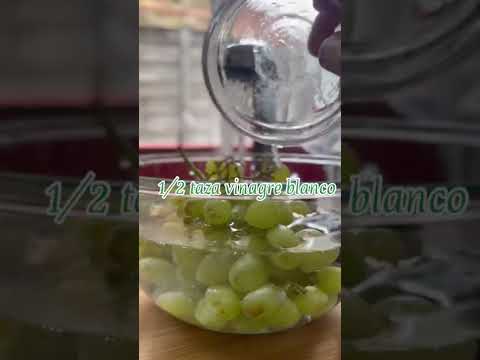 Video: Fertilización de las vides: aprenda sobre los alimentos vegetales para las uvas