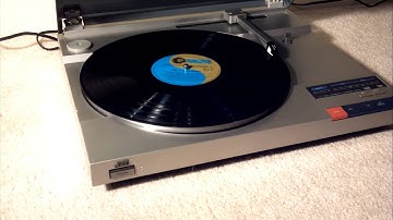 JVC L-L1 Automatic Linear Tracking