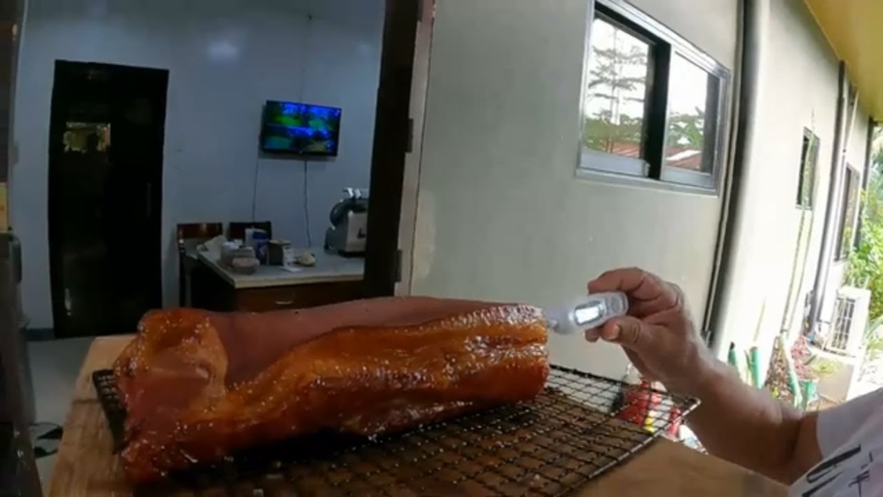 A different way to smoke Bacon on the Aussie Farm in the Philippines