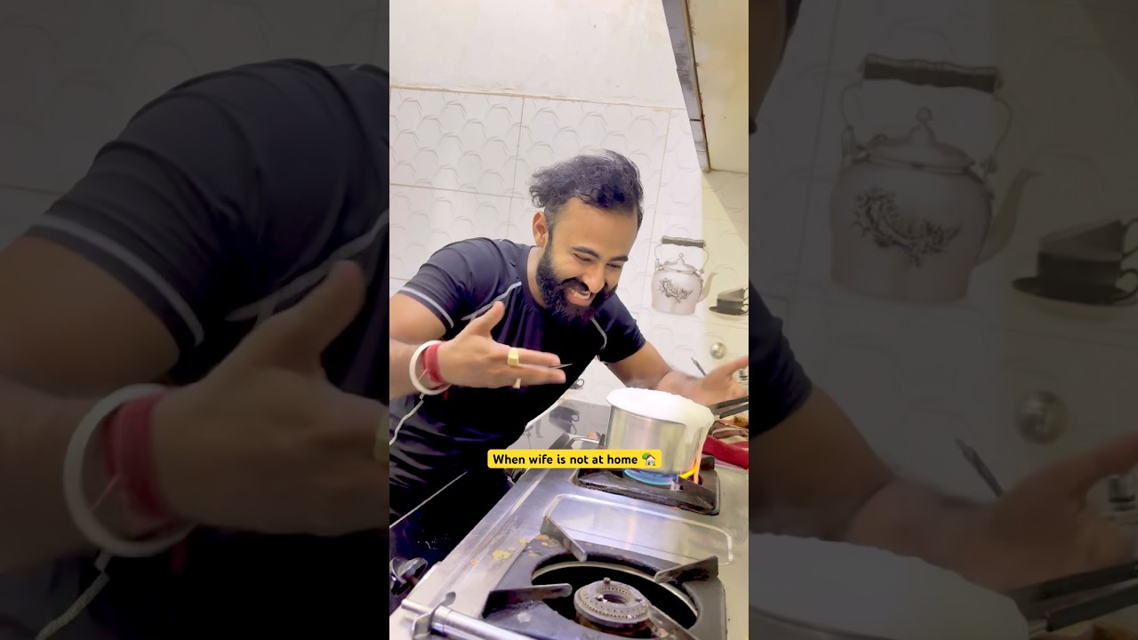 When wife is not at home #shorts #funny #funnyvideo #idiots