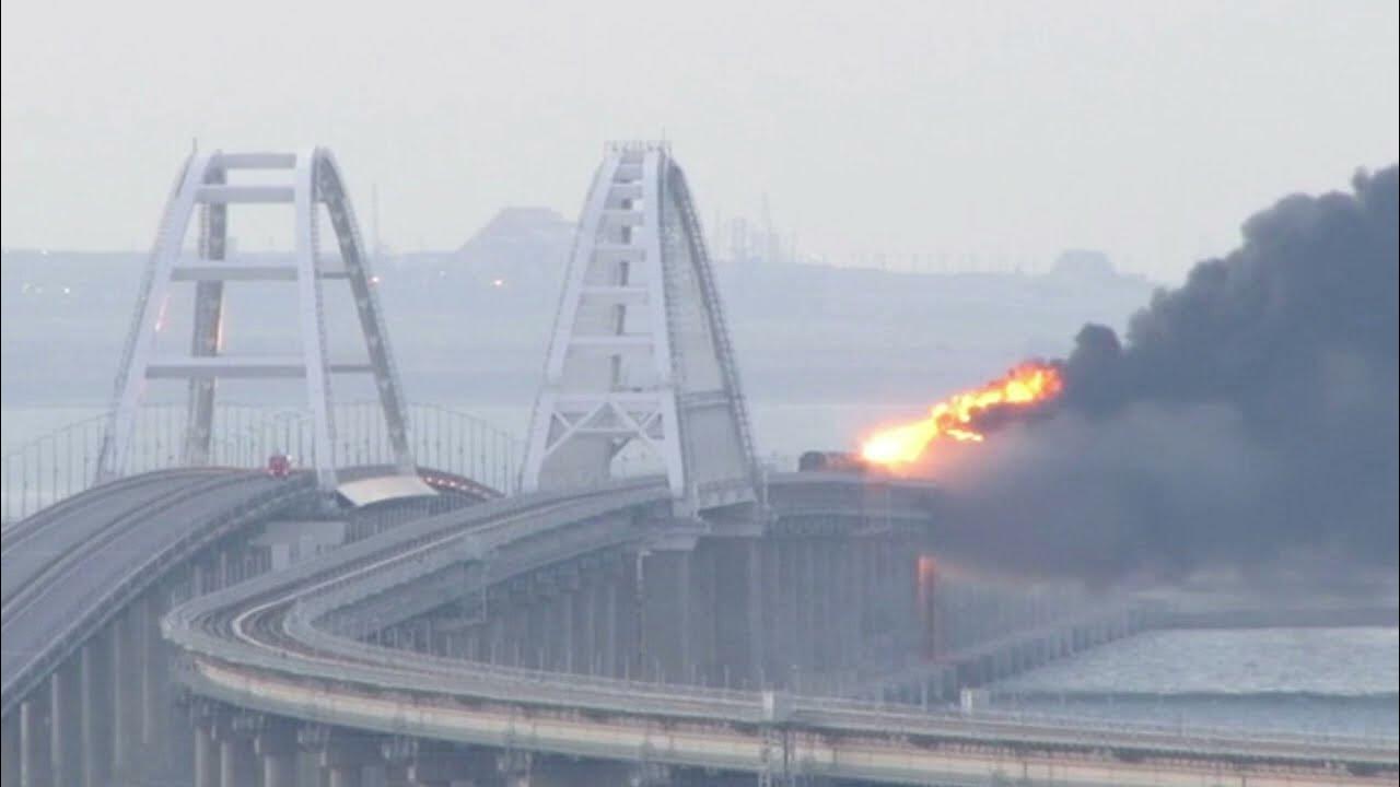 Взрыв моста в сша