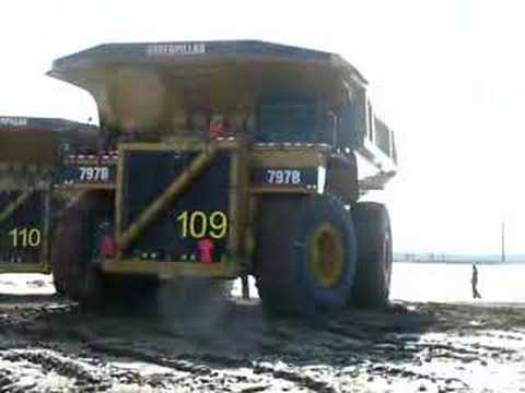 797B The biggest Truck of the world