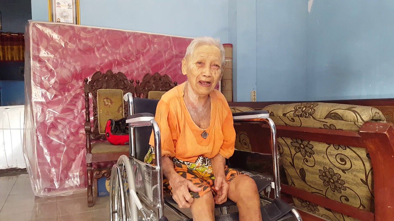Ng3nt0t nenek