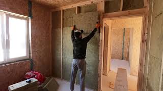 видео: Утепление и зашивка каркасных перегородок в СИП доме  финальная часть картинка: Утепление и зашивка каркасных перегородок в СИП доме  финальная часть