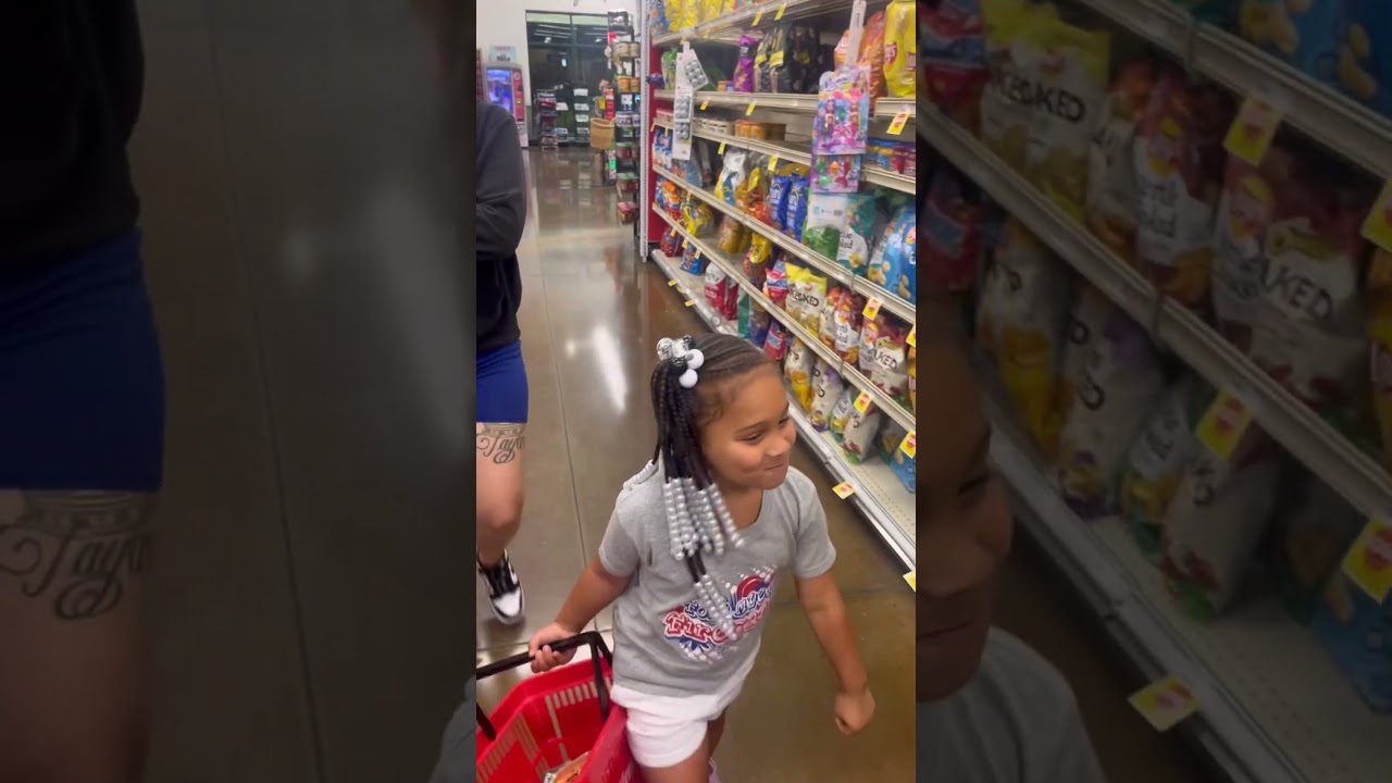 Acting like my parents #subscribe #parents #parenting #youtubeshorts #funnyvideos #love #store #fypシ