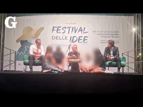 Vincenzo Schettini interviews Venturini and Stefani at the Festival of Ideas: youth, school, and ...
