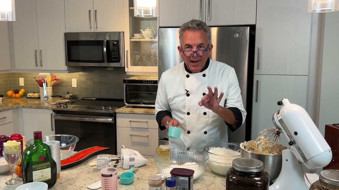 Torta Negra Navideña Venezolana 4K