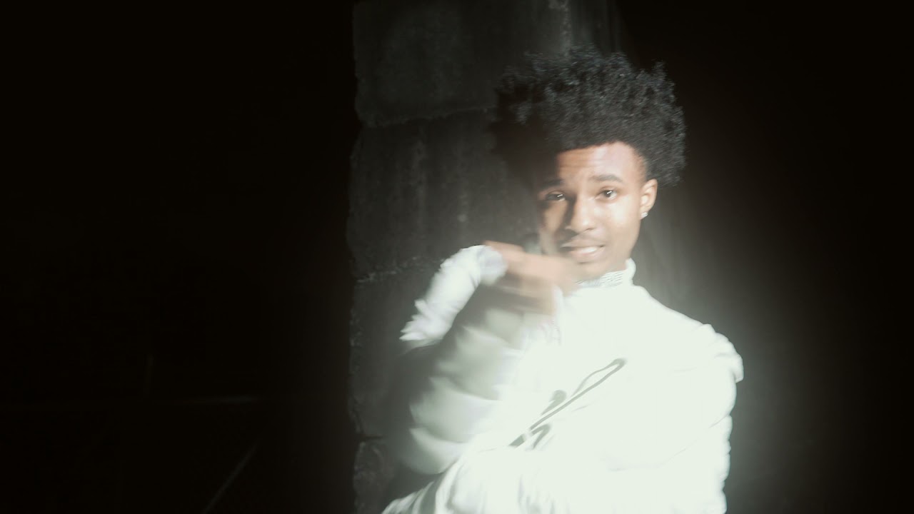 Watch Lil PJ - latenight thinking (Official Video) on YouTube Watch Lil PJ - latenight thinking (Official Video) on YouTube