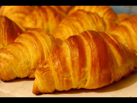 კრუასანები ნუთელათი. nutella stuffed croissants