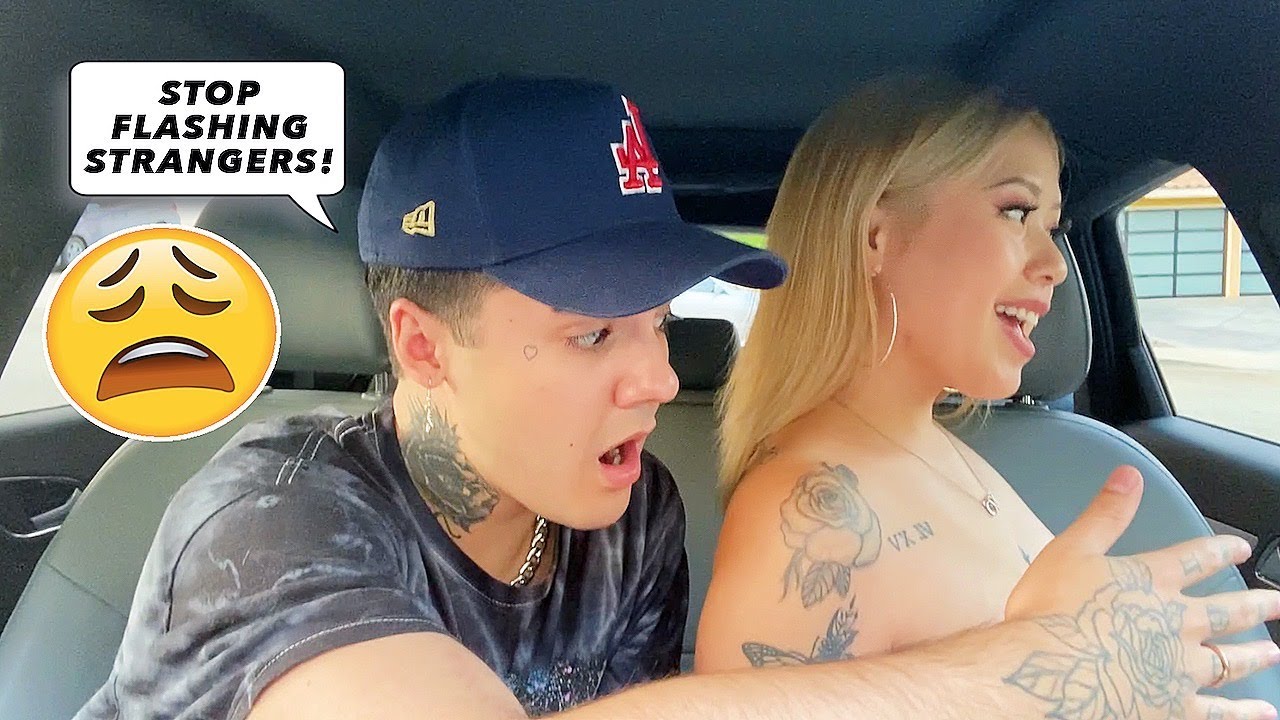 FLASHING STRANGERS WHILE MY BOYFRIEND DRIVES! *HILARIOUS* - 