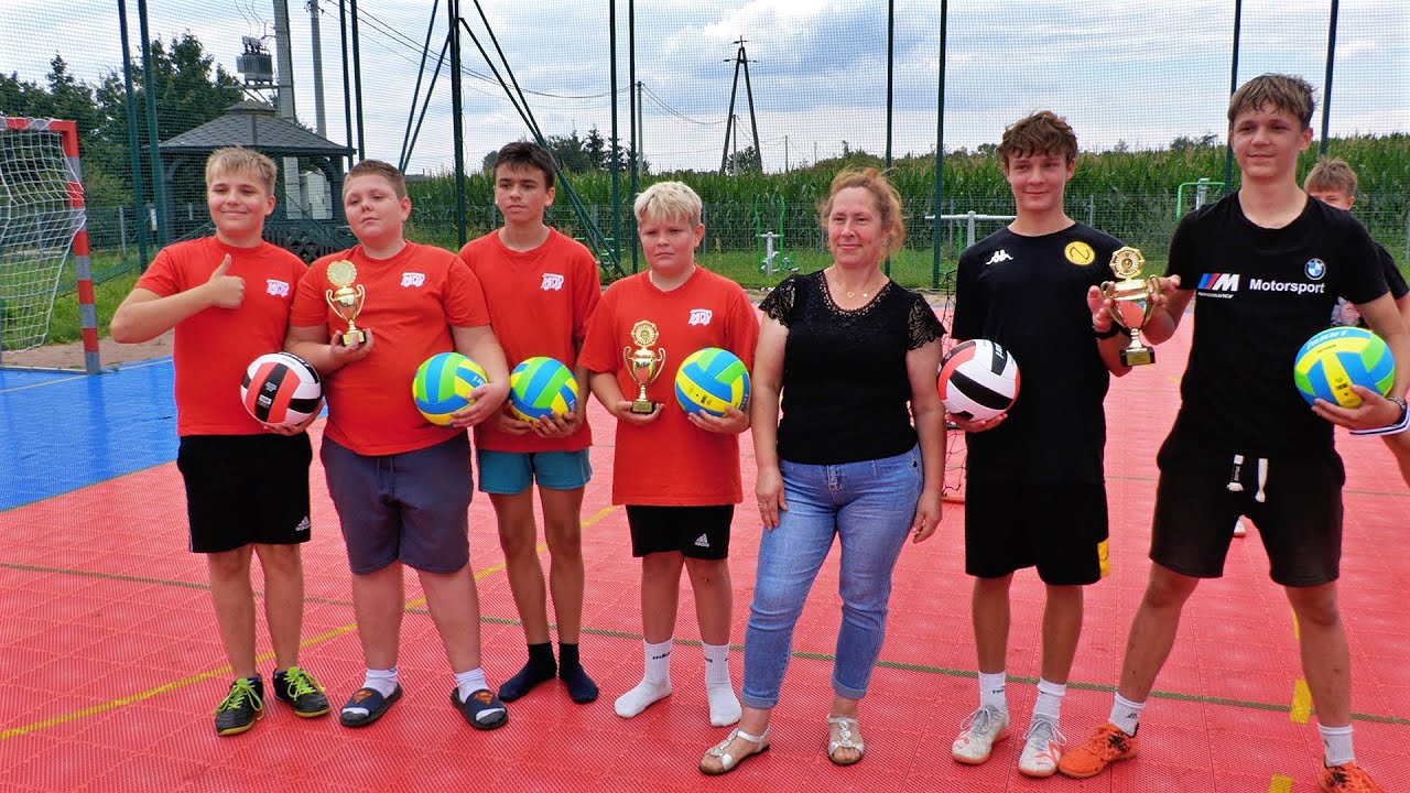 Zawody piłkarskie w Zbyszewicach