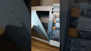 ゴミ部屋公開「サンヨーの電子レンジと壊れてる富士通の冷蔵庫」閲覧自己責任🚀 #shorts #イタグレ #ゴミ屋敷