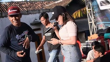 Dj house Nyatakanlah//Yessi cinang BKJ musik santuy in kapol