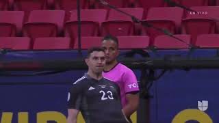 Emiliano Martinez CELEBRATION vs Colombia