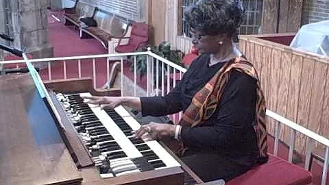 Dr Becky Carlton on Organ - How Great thou Art