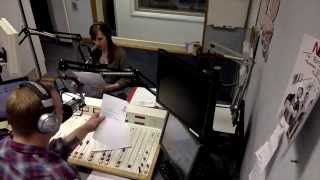 B93's The Breakfast Buzz Ryan and Lyndsay Do The B93 Brain Teaser