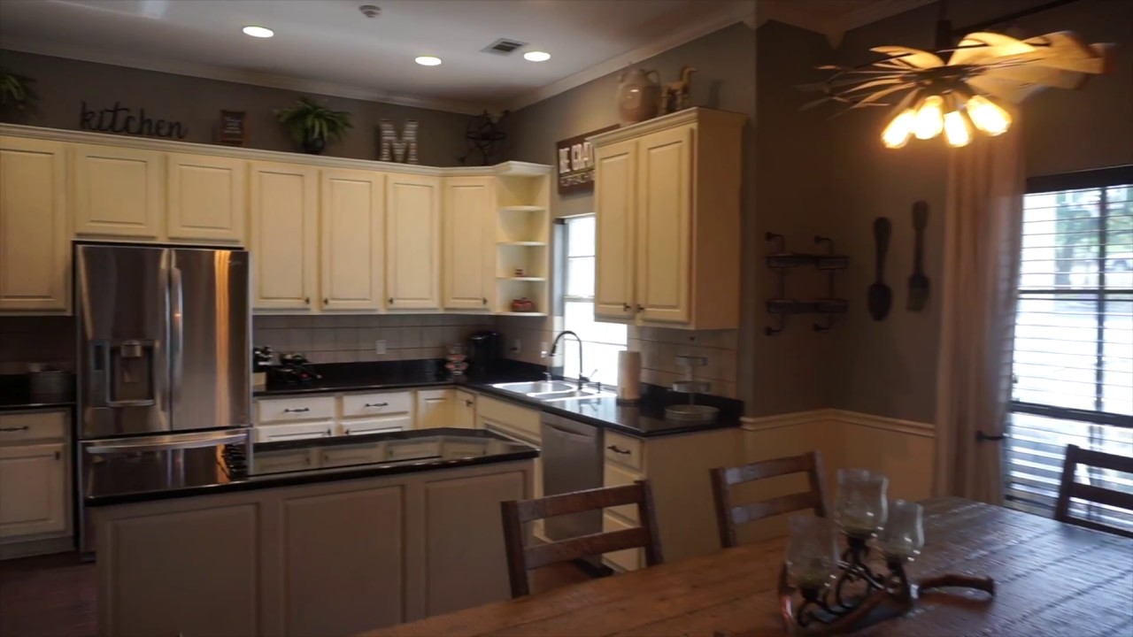 7001 Kenilworth Blvd. Spring Branch, TX