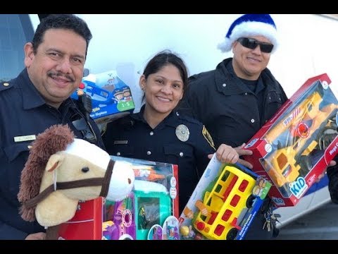 Dallas ISD Police Officer Ensures Every Child Gets A Present For Christmas