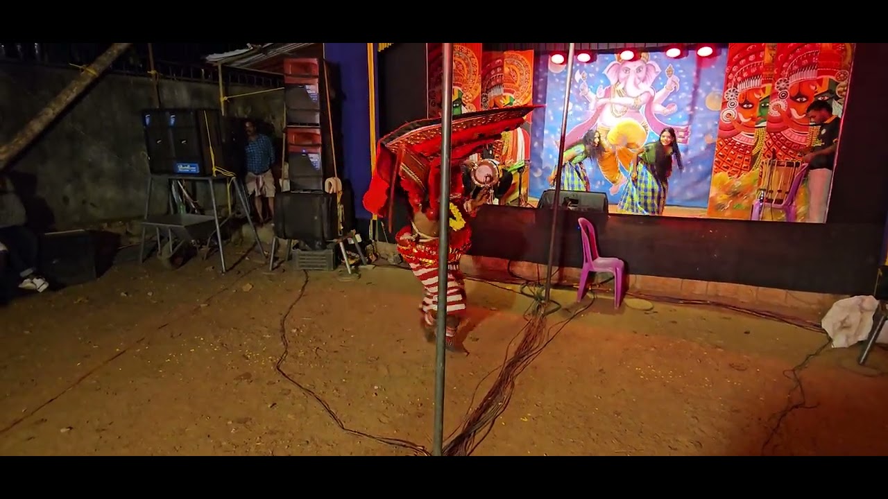 എന്റെ നാട്ടിലെ തെയ്യം ഇങ്ങനെയാണ് ♥️♥️♥️