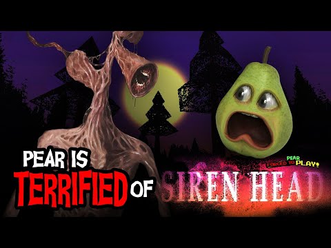Pear is TERRIFIED of SIREN HEAD!!!