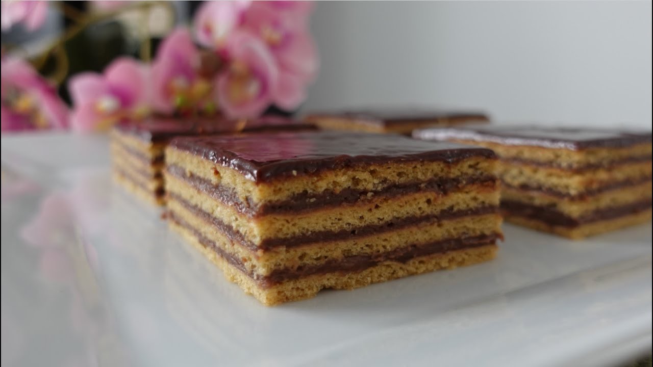 Foi cu cafea și zahăr caramelizat și cremă de ciocolată - Prăjitura Maronica |  Raluca Gheorghe