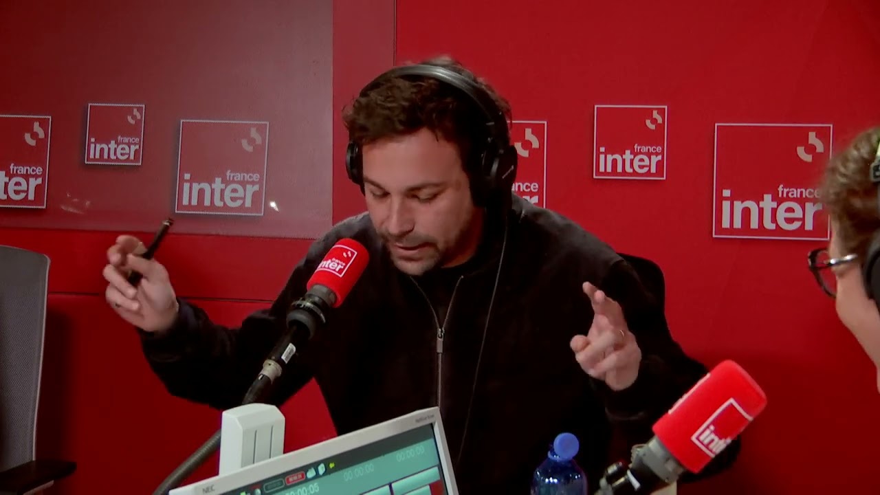 Après le vocal présidentiel, la diplomatie Snapchat ? Le billet de Bertrand Chameroy