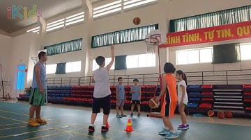 [iKids Danang] Kỹ năng ném bóng vào rổ