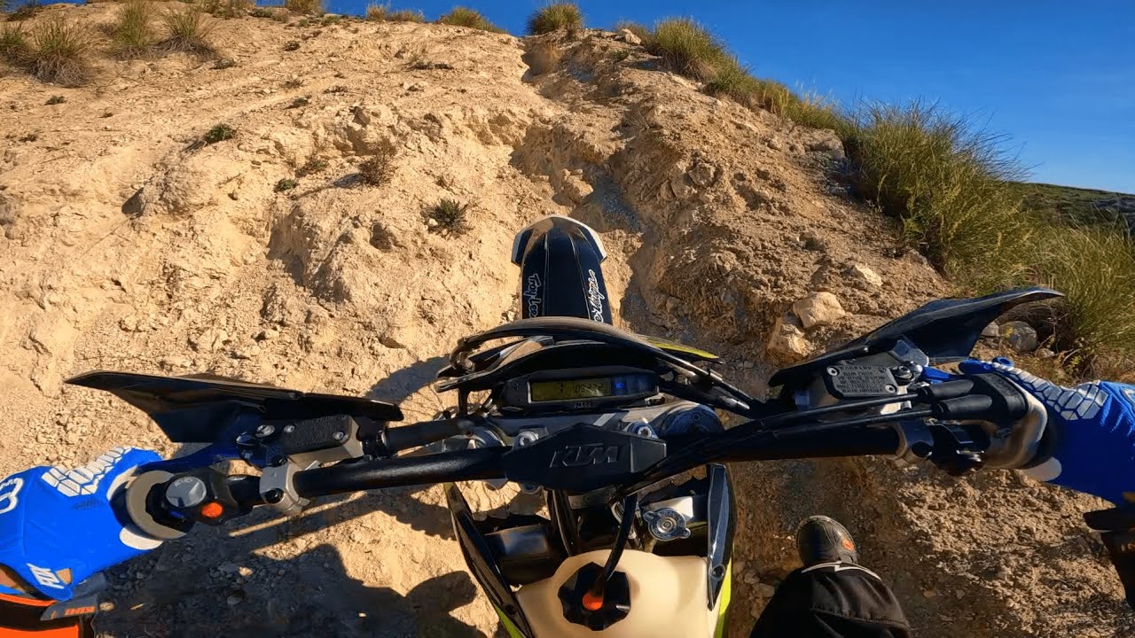 Ya tocaba un poquito de ENDURO!! | KTM RAW SOUND 2 STROKE