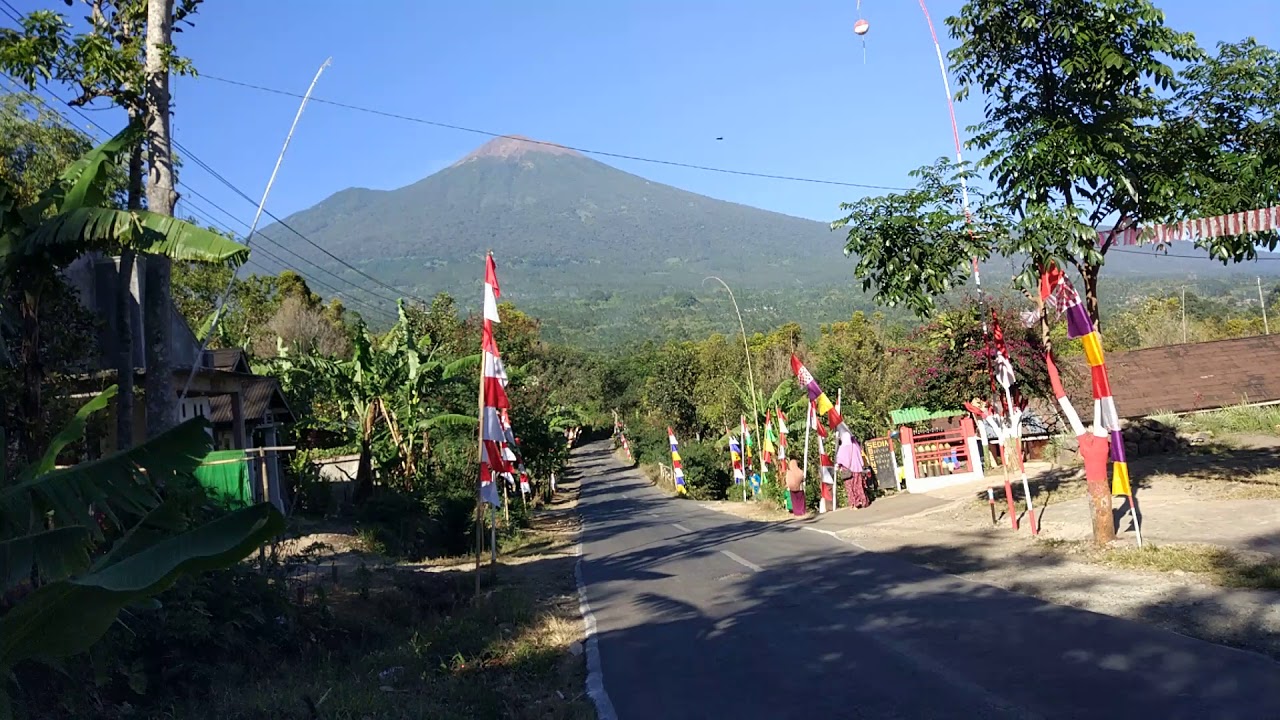 Pemandangan Gunung Slamet Jawa Tengah Bukan Pemandangan Dari